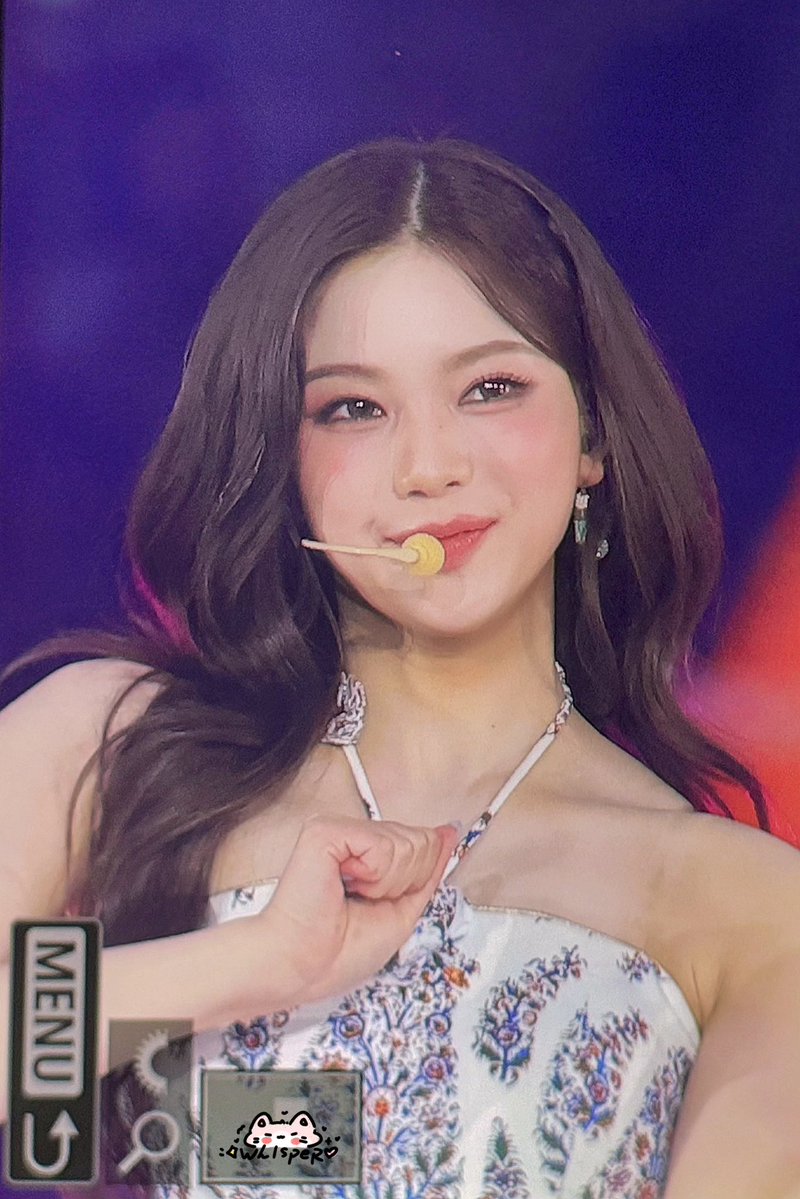 Wh1speR0123's tweet image. 250727 가요대전 프리뷰💕

#이사진최고
#아이사 #ISA 
#스테이씨 #STAYC
