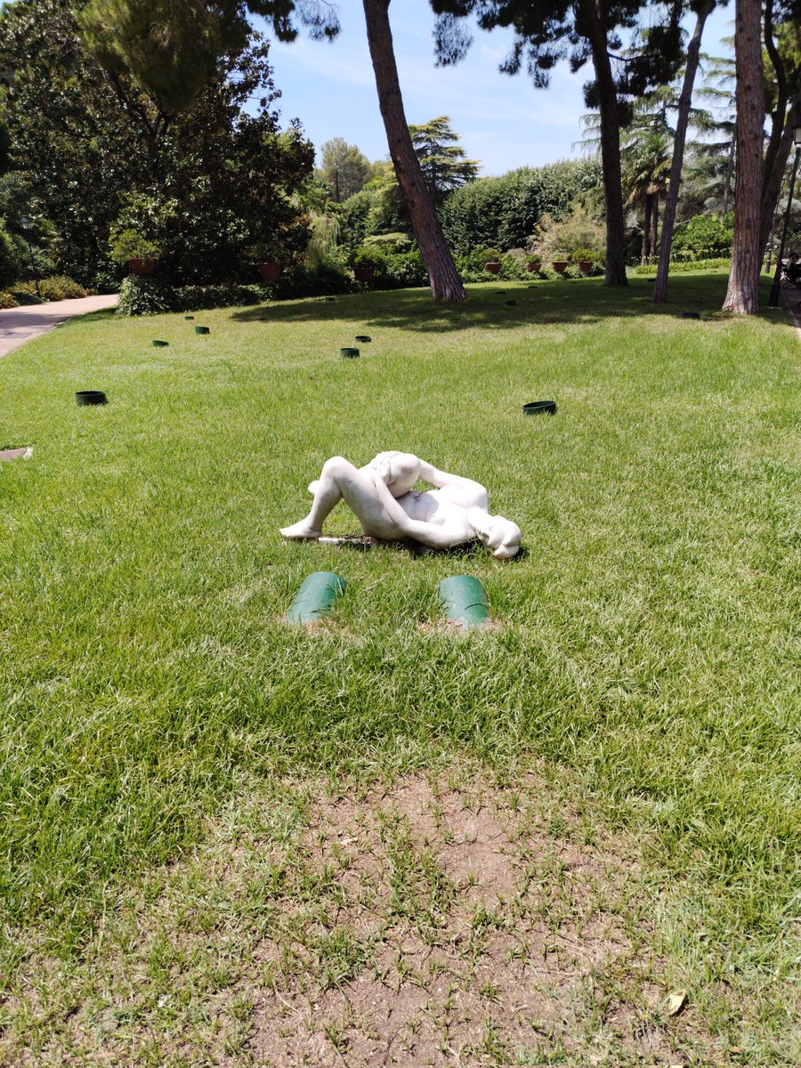 Aaah! Me han hecho una una de esguince !