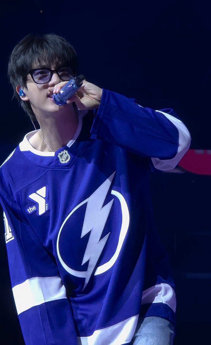 tigertae's tweet image. Spideykoo meet The Flash Jin
