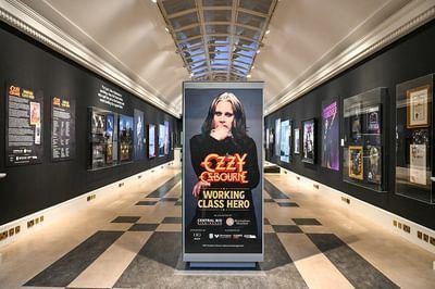 BrumHour's tweet image. Ozzy Osbourne: Working Class Hero @BM_AG
Wednesday to Sundays until Sep 28 "This exhibition celebrates the solo achievements and global awards of rock icon @OzzyOsbourne and the album art of the original @BlackSabbath"
Details: birminghammuseums.org.uk/exhibitions/wo…
#Birmingham #BrumHour