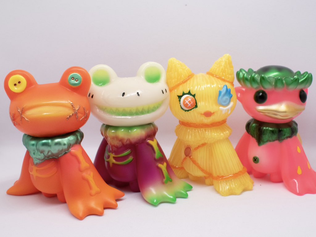 Elfrog8's tweet image. ちょい早めに
ネットショップ更新しました！
よろしくお願いします🙇

elfrog-atelier.stores.jp

ヴィランシリーズ👿
南国フルーツシリーズ🥭
海賊シリーズ🏴‍☠️
魔神ネムロッカーの再販などございます
夏を思い切り楽しみましょ〜

#Elfrog工房
#ソフビ
#ワンフェス2025夏
#WF2025夏