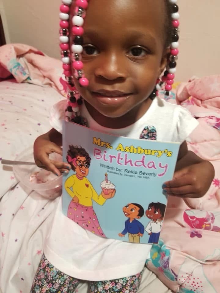 Throwback joy! 🥰 Nothing warms our hearts more than seeing proud scholars with one of our books in hand. 🌟 Keep shining and inspiring! #ThrowbackMoment #BookLovers #InspirationNation #FutureLeaders #YoungScholars
#mrsashburysworld #authorrekiabeverly
#keeplearningandloving