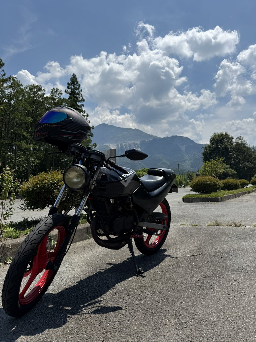 ツーリング日和、秩父行ってきました！

いい天気！！　バイク気持ちいいー！！！