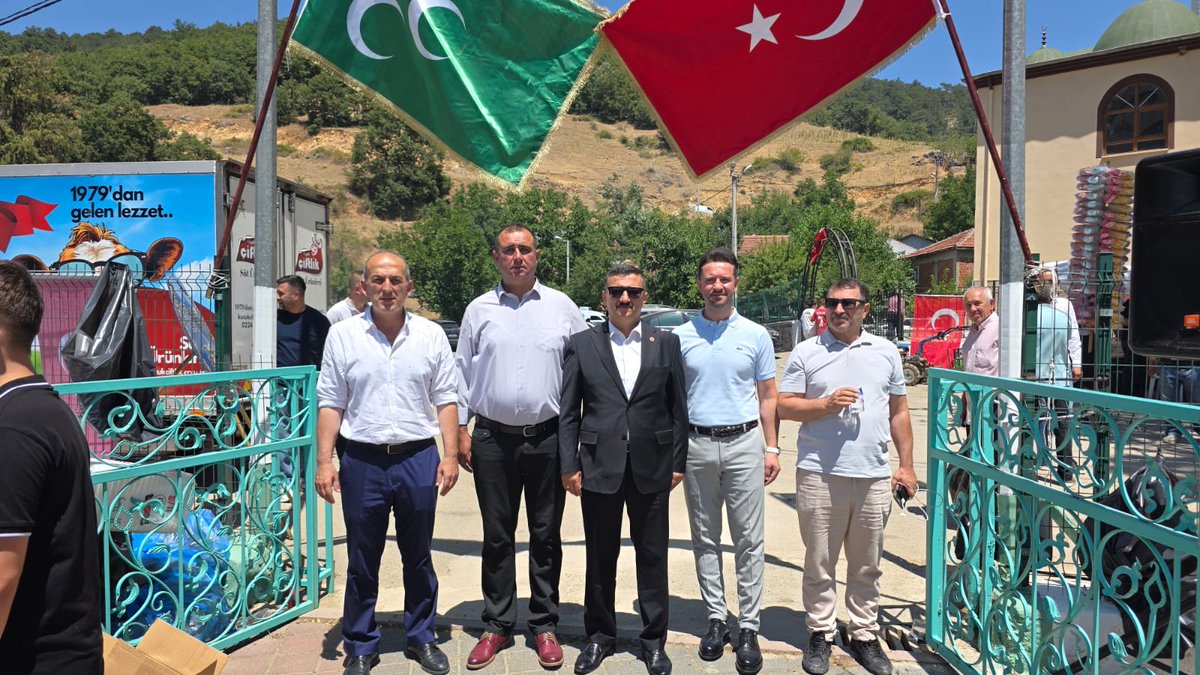 YS_Turkoglu's tweet image. Mürseller köyümüzün geleneksel köy hayrına İl Başkanımız İsmail Kaya ile katıldık, hemşehrilerimizle sohbet ettik, mükellef sofralarının misafiri olduk.
Bizleri samimiyetle karşılayan Muhtarımız Ali Gezen, Türk Metal Sendikası 1 Noldu Şube Başkanı Mehmet Burhan kardeşime ve…