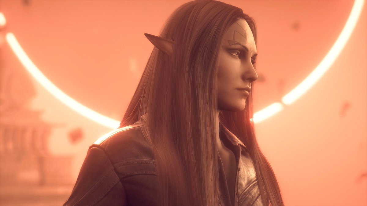 アールヌーボーの肖像のような横顔ネ