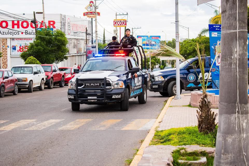 quierotvags's tweet image. Con motivo de la Feria de los Chicahuales 2025, el Gobierno de Jesús María reforzó operativos de seguridad en todo el municipio, con apoyo de corporaciones estatales, federales y municipales, garantizando presencia permanente y atención inmediata.
#quierotvags