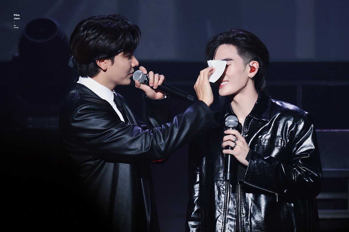 PikaJerN's tweet image. น้องต้าของพิจุงจุง น่าร้ากกกกก 🤧
#GMMTVMUSICONXJAPAN2025
#GMMTVMUSICONXJAPAN2025D2
#จุงอาเชน @ChenRcj
#Santapp @Ppsanta
