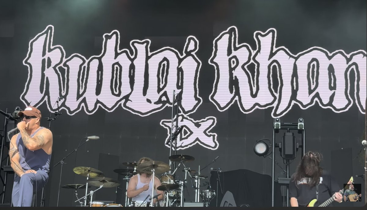 INSANEBLOG1's tweet image. KUBLAI KHAN TX Deliver Crushing Full Set at Rock Fest 2025
insaneblog.net/2025/07/kublai… #metalcore #hardcore #metal #kublaikhantx