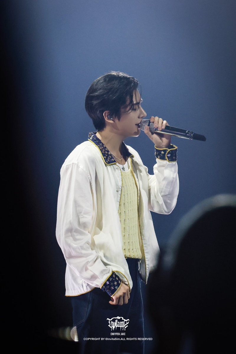 InvitaSim_Jake's tweet image. 250727 SBS
🥹
#엔하이픈 #ENHYPEN
#ENHYPEN_JAKE
#JAKE #제이크 #심재윤 #ジェイク