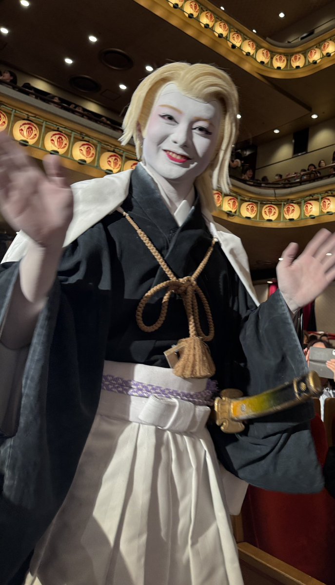 kensuke_mr6's tweet image. 歌舞伎『刀剣乱舞 東鑑雪魔縁』観劇
めちゃくちゃ凄かったーーー!!
天晴れ過ぎたし、国宝観た直後だから
なんかより感動したし
前回にはなかった要素が
盛り込まれていて物凄く親近感が湧きました。笑
歌舞伎本丸にとても凄い刺激を頂いたので
うちの本丸も負けないように…