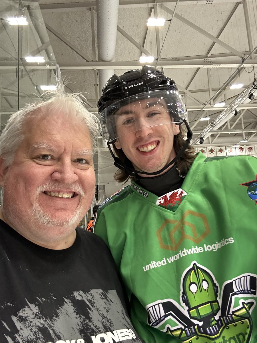Craig Simpson (@craigsimpson42) on Twitter photo Sunday <a href="/ukfallstars/">UK Charity Allstars</a> selfies. H4H Sam & Beth (π) and Ty Hafan Rick & Evan.
We are at <a href="/VindicoArena/">Vindico Arena</a> till 7:30 tonight βοΈπ Sunday <a href="/ukfallstars/">UK Charity Allstars</a> selfies. H4H Sam & Beth (π) and Ty Hafan Rick & Evan.
We are at <a href="/VindicoArena/">Vindico Arena</a> till 7:30 tonight βοΈπ