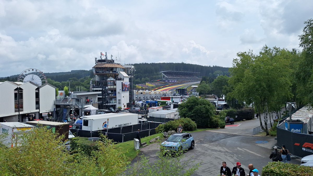 robertofunoat's tweet image. Situazione attuale a Spa (📸 @pciccarone ) #F1 #BelgianGP #meteo
