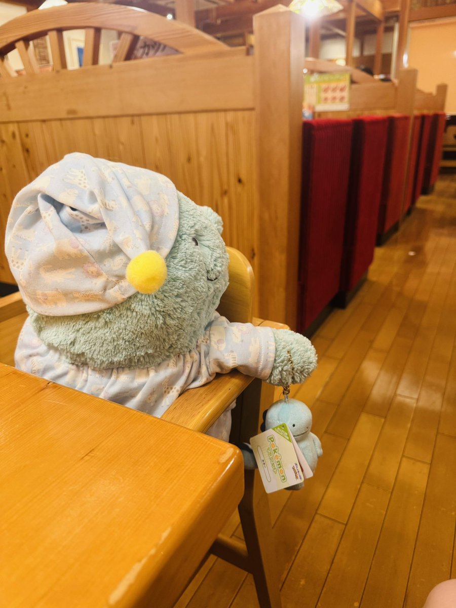 dedenne195's tweet image. もう頼んだのは来たのに食べ足りなくて待ってるぬおくん🤣💕
カツパンほしいぬ(˙𐃷˙)
