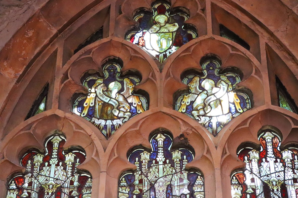 TyneSnapper's tweet image. #York All Saints Pavement York Raine Window by Kempe.
Saints Aidan of Lindisfarne, Paulinus (first Bishop of York) and Cuthbert (holding St Oswald's head).
Reverend James Raine, Chancellor and Canon of York and Rector of the Parish for 28 years. Also a well known archaeologist.