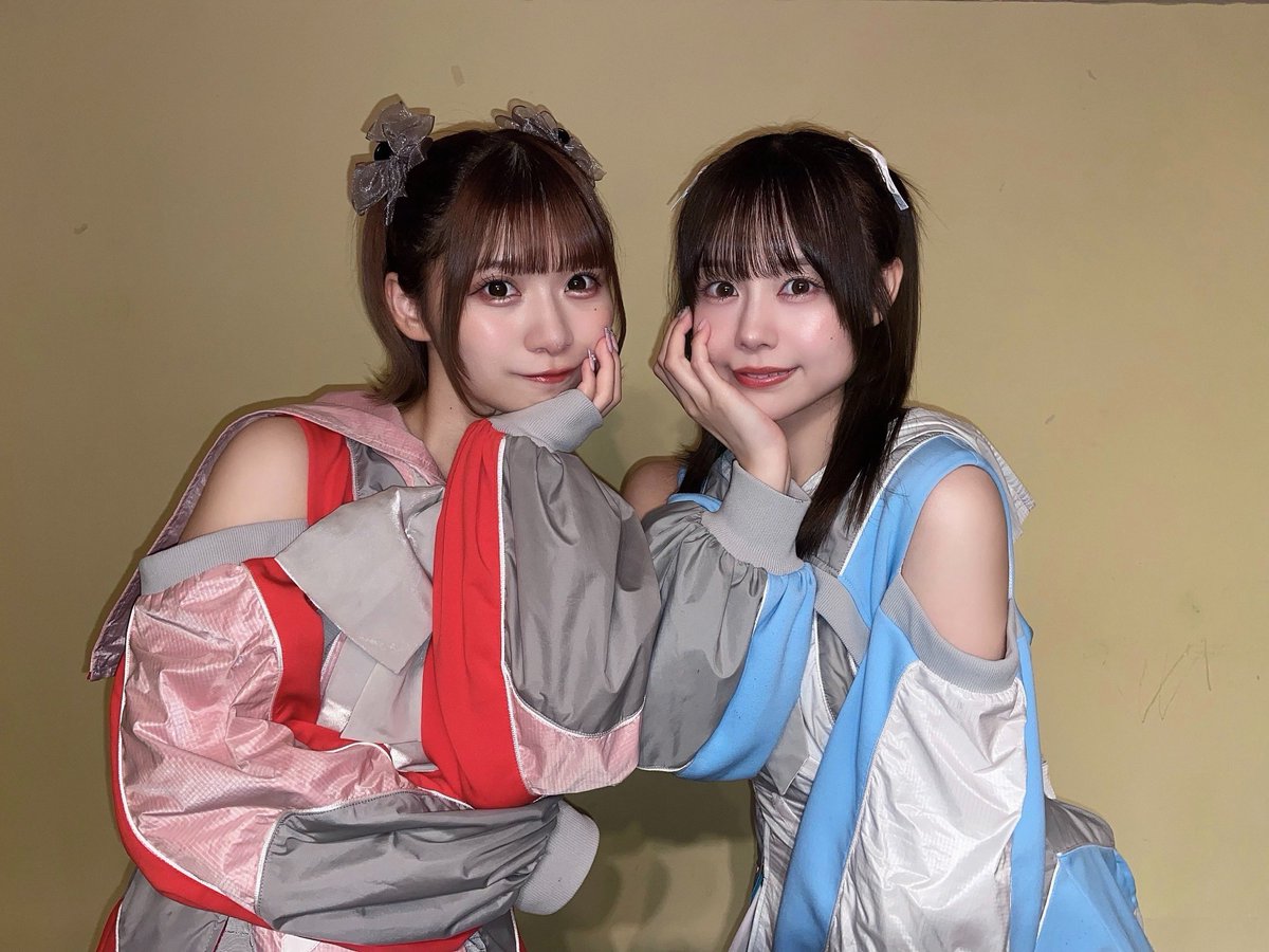 CYNHN_DS's tweet image. 【イベントチェキ 販売中】
🛒dsosaka.base.shop
昨日開催の #みのりっこー イベントにて着用、心斎橋DS制服チェキを数量限定販売中!
当たりはサイン付、お家でみのりっこーにぜひどうぞ!
#CYNHN #スウィーニー #広瀬みのり
#さよステ #桃ノ井理子
#心斎橋ディアステージ