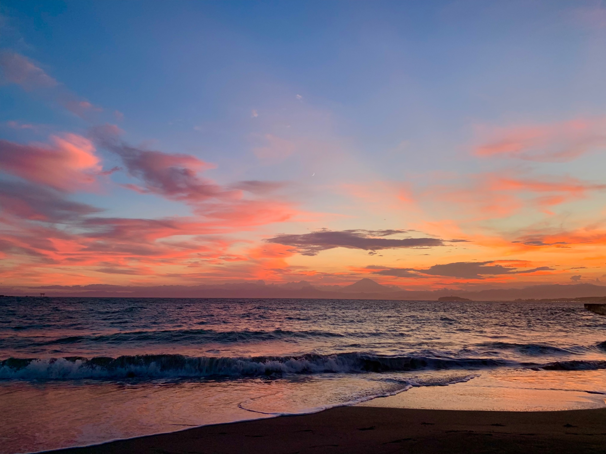 葉山の海と空 (@hayamaumisora) / X