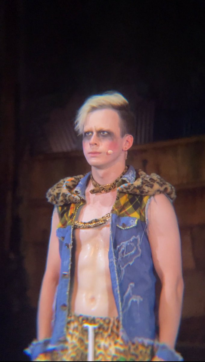 jaime_monsoleil's tweet image. あれ……………………wwwwww