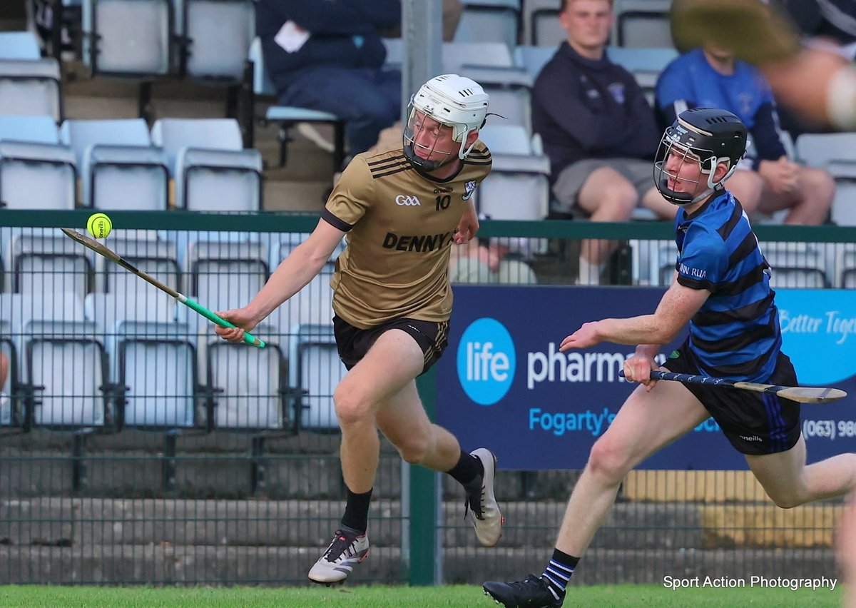 LimerickFanPage's tweet image. Action from the Granagh-Ballingarry @gbgaaclublimk v @GlenroeGAA clash in the Lyons of Limerick, County Premier Intermediate Hurling Championship Round 1 played in Kilmallock on 25.07.2025 (i)
Result: Granagh-Ballingarry 1-18, Glenroe 0-19.
(c) Sport Action Photography