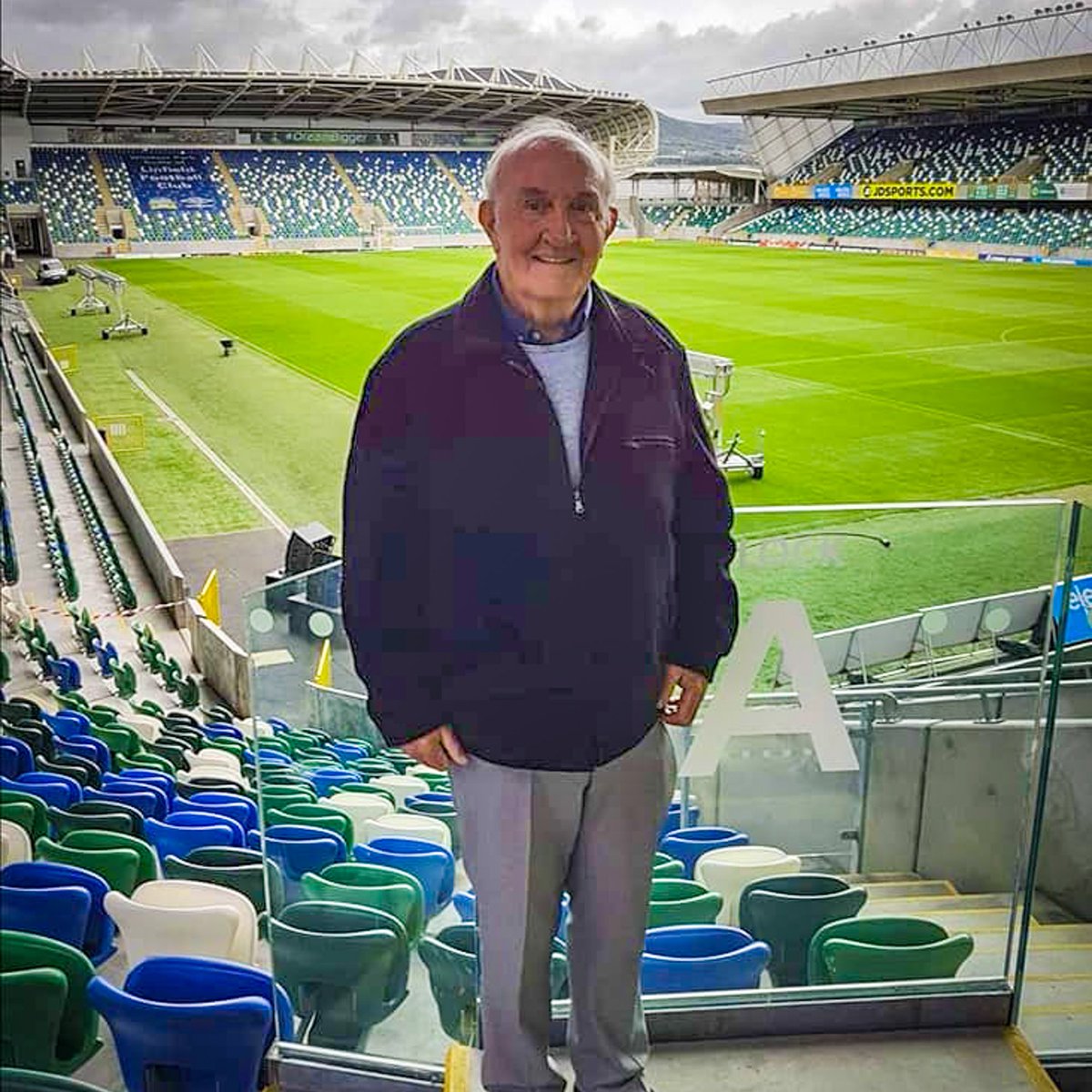 NorthernIreland's tweet image. We’re saddened to learn of the passing of former Northern Ireland striker Willie Irvine.

He scored 8 times for us - including memorable goals at Wembley against England and in Bilbao against Spain.

Our thoughts are with his family and friends 💚🤍