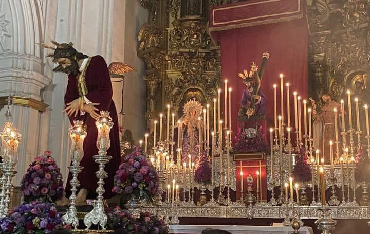 AMOR

Desde la Hermandad felicitamos a Don Jaime Granados como nuevo Hermano Mayor de nuestra querida Hermandad del Nazareno del Amor.
Le deseamos que Nuestro Padre Jesús del Nazareno del Amor y Nuestra Señora de la Esperanza lo guíen a él y la junta de gobierno en su mandato.