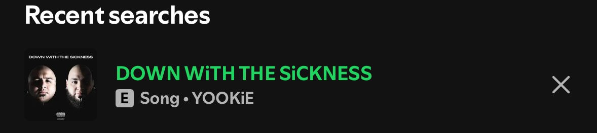 eaonns's tweet image. I remember waking up from a nap with this song randomly playing in my AirPods and I still have no clue who did it