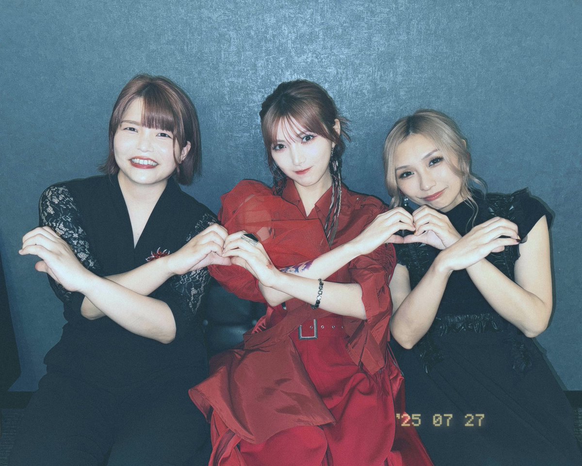 岡田奈々　キャンバスボード Gw3Kvrva8AEwimW.jpg