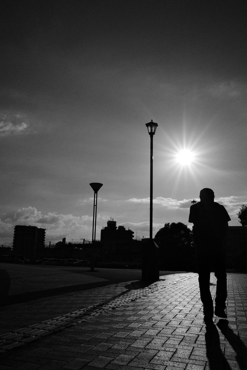 Samechan__17's tweet image. 優しい時間 2025 No203
Gentle Time
#優しい時間
#gentletime
#gr3
#モノクロ写真
#blackandwhitephotography
#白黒写真
#monochromephotography
#写真が好きな人と繋がりたい