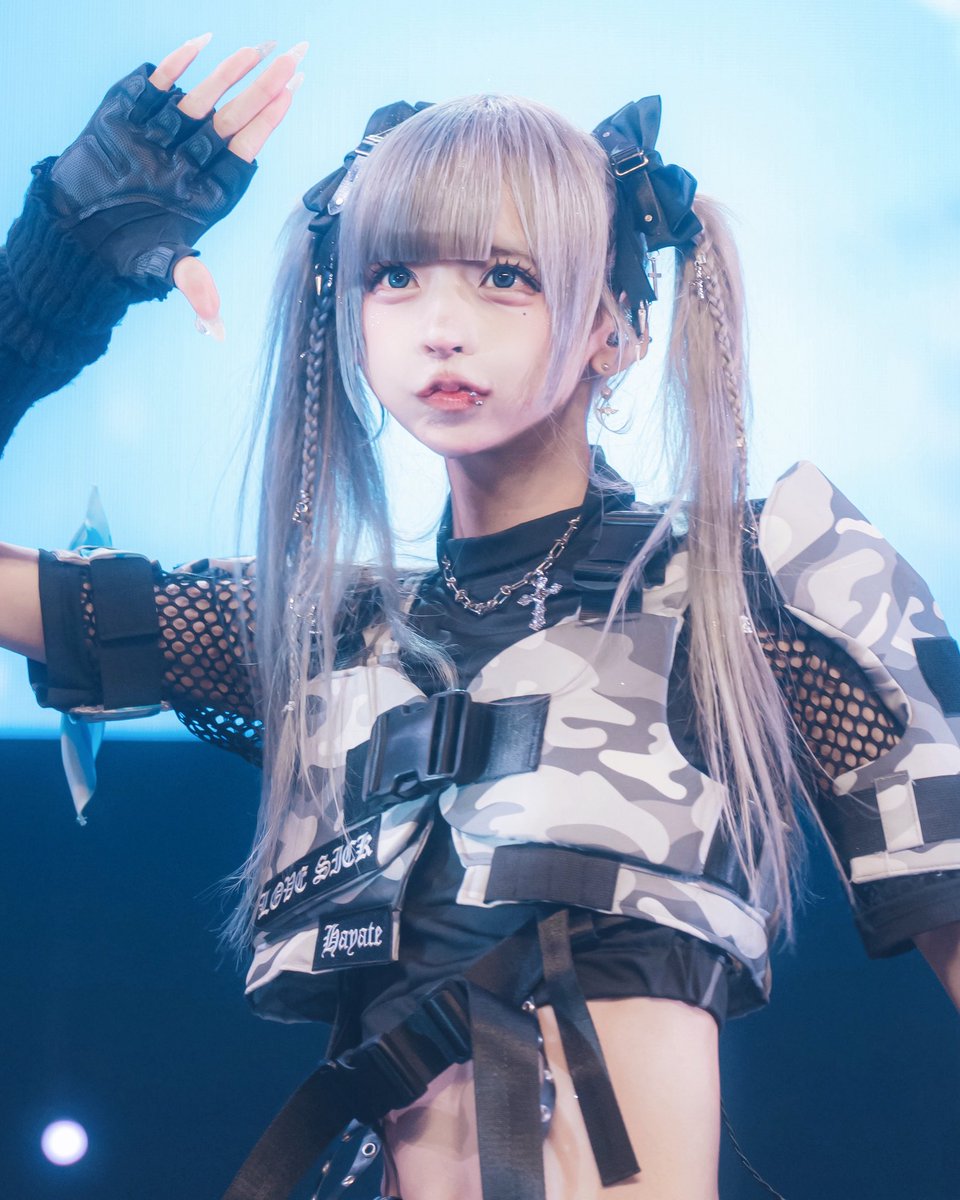 hayate_lvsk's tweet photo. LIVE中に撮って貰った写真めっちゃバブだった🍼♡♡ https://t.co/v76AwcvZsM