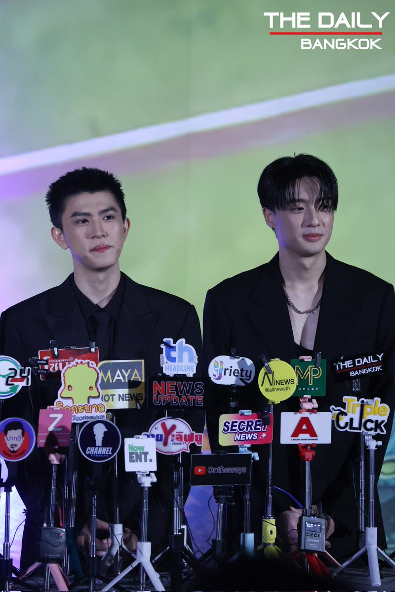thedailybkk's tweet image. 'เซฟ-ฟรัง' ชวนแฟนคลับ ดูตอนแรกซีรีส์ "ทํานายทายทัพ My Magic Prophecy" ในงาน ทํานายทายทัพ Let the Magic Begin
#MyMagicProphecyEP1
#ทำนายทายทัพ
#savesaisawat #francnrp
