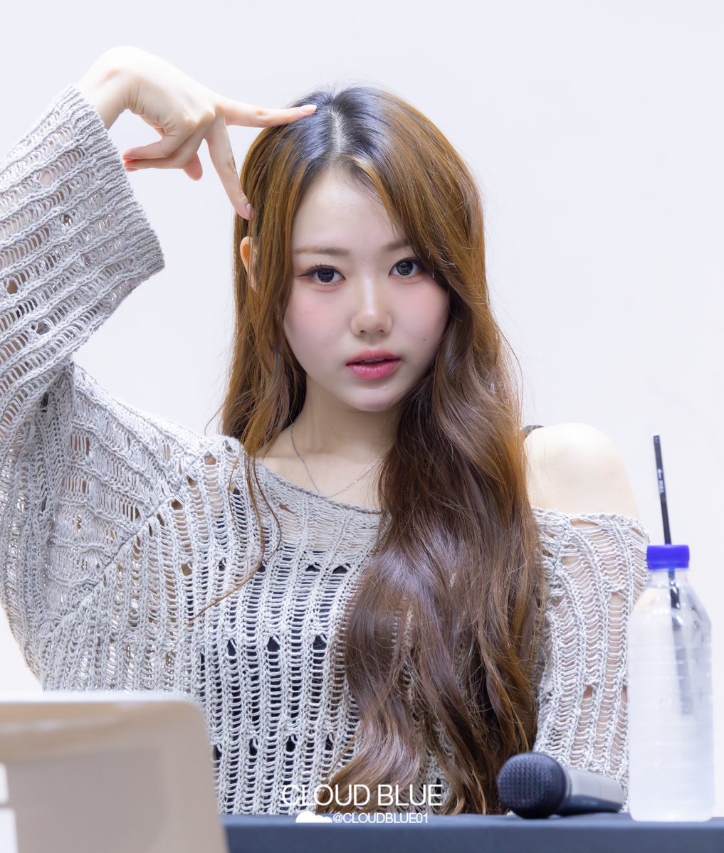 Cloudblue01's tweet image. 250727 KIIRAS
키라스 퍼스트뮤직 Fan sign
쿠루미
#키라스 #KIIRAS #쿠루미 #KURUMI