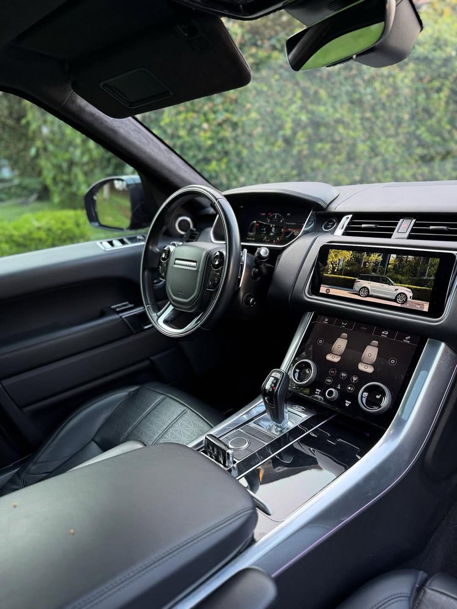 autochat360's tweet image. Range Rover Sport 💚