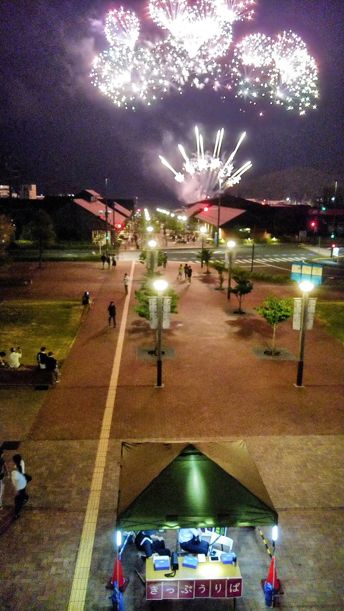 getureigo's tweet image. #おながわみなと祭り
フィナーレの花火は女川駅から見ました
今年初めての花火です
