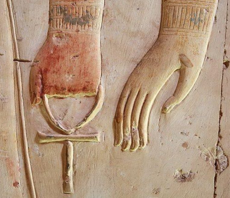 tut_Kemet_'s tweet image. عايز اقول كلمة لكل مصري كيميتي .. 
احنا بقينا كتير اوي ☀️☀️