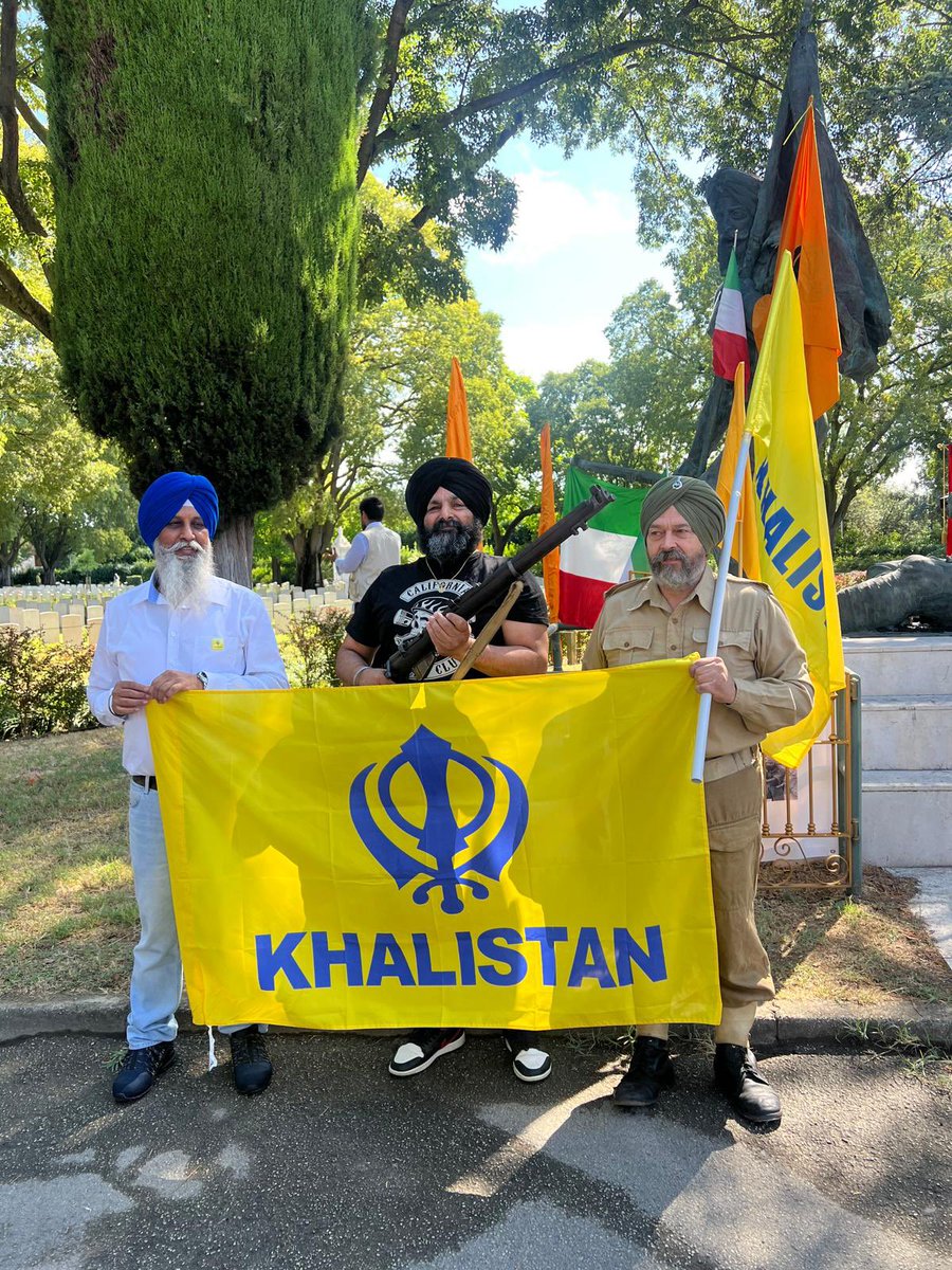 NyJagdeepsingh's tweet image. A ceremony was held in Italy to honor the Sikh soldiers who fought against Germany during World War II. Sikhs arrived carrying the Khalistan flag and urged Italy to now support the creation of Khalistan for Sikhs.