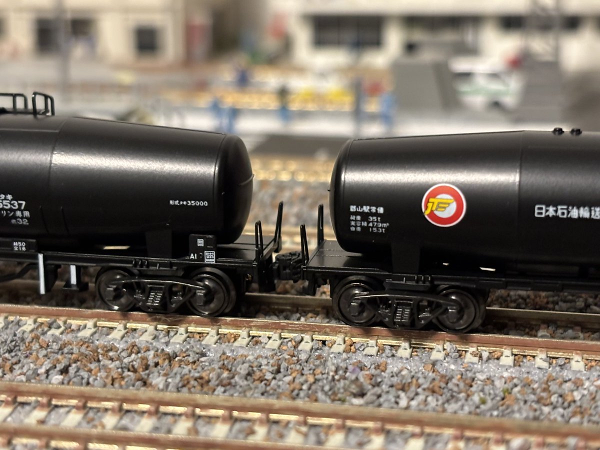 yukiusa24505's tweet image. 先日届いたpochi.工房さんのマルチナックルカプラーを貨車に取り付け。

(タキ35000にはSSを取り付けてみました)