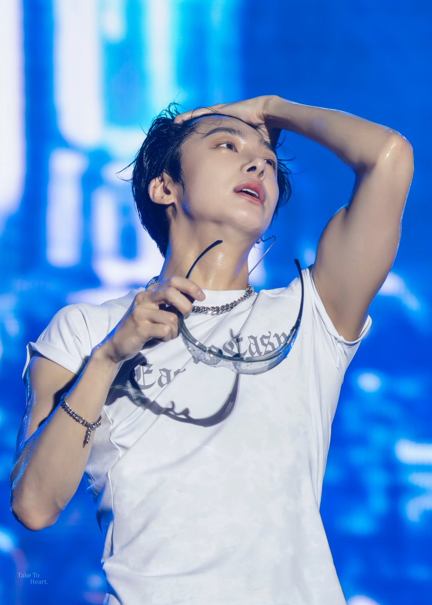 250726 워터밤 부산
핫가이..
#형원 #HYUNGWON #몬스타엑스 #MONSTAX #MONSTA_X