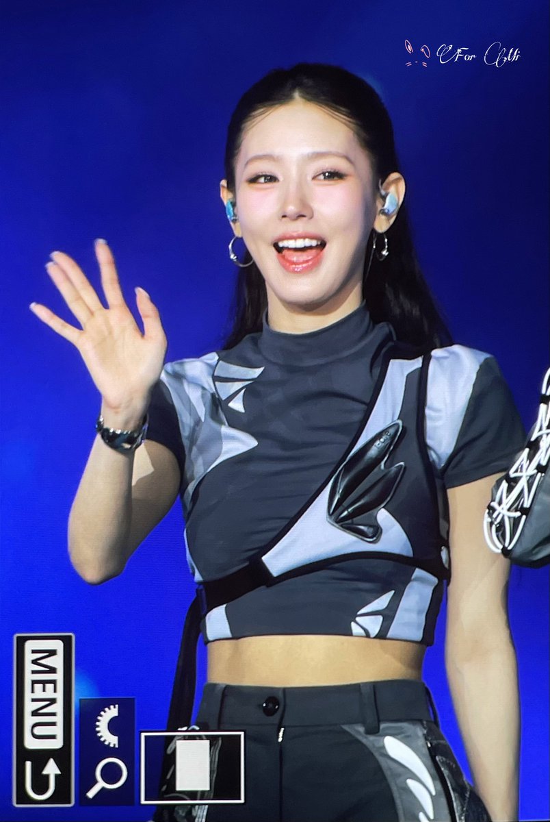 ForMi0131's tweet image. 250727
SBS 가요대전 ❤
💚
#여자아이들 #GIDLE #G_I_DLE
#아이들 #idle #I_DLE
#미연 #MIYEON
#Good_Thing