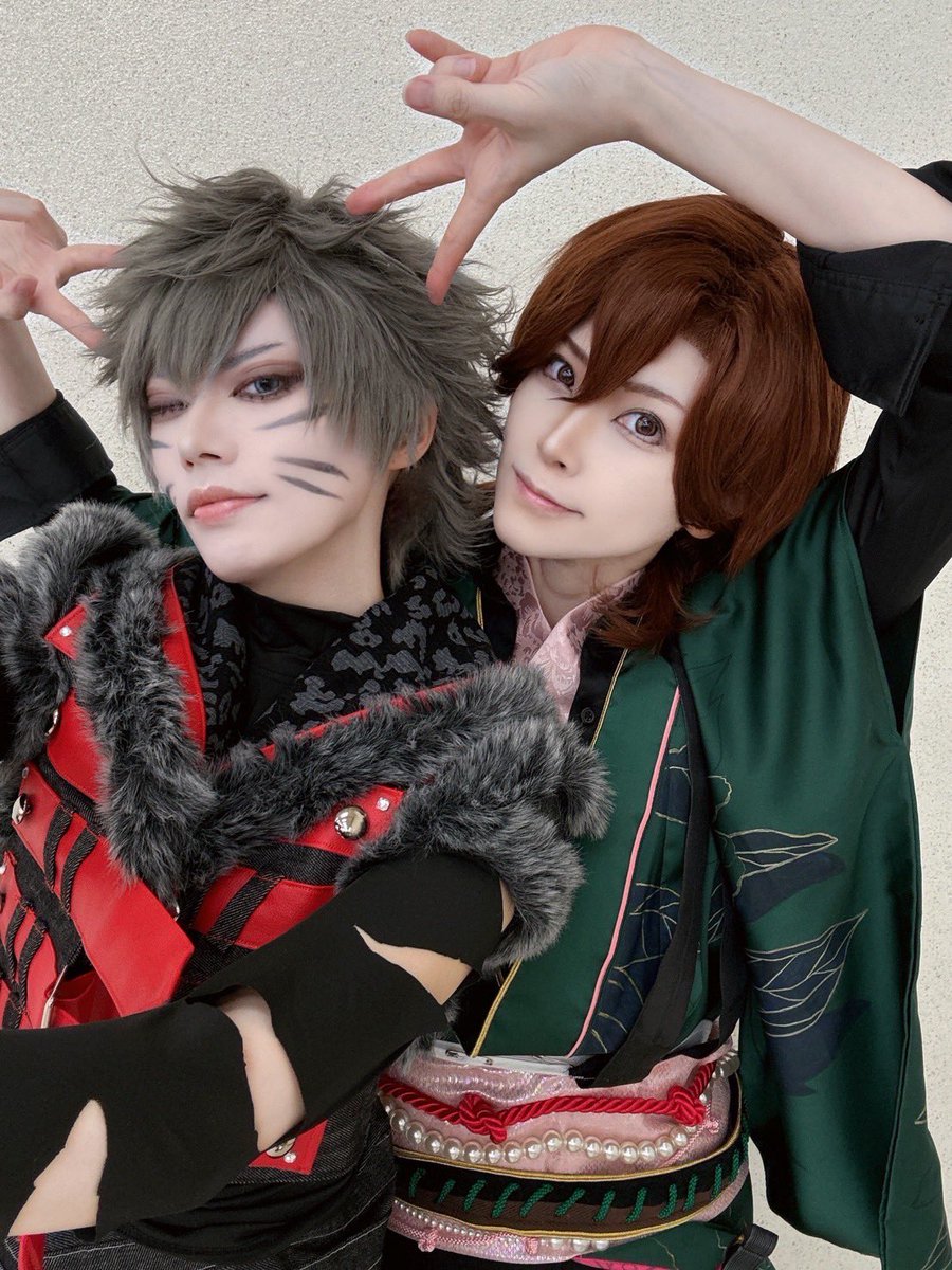 _CionN_'s tweet image. 今日はロキドラ参加してきました💚❤️
宝石商嶺二🍀💎していました😘めちゃ楽しかった〜〜！！！！
衣装頑張ったのでいっぱい褒めて頂いて嬉しかったです🥰お話して頂いた方々ありがとうございました！！！！
ランラン🍖@muta_0315