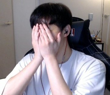 waveofstarlight's tweet image. See you on Tuesday bean ☹️☹️ hoping your computer will be ok!!