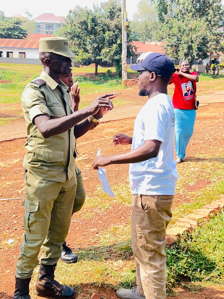 L.E.M.I π (@lemi_frank) on Twitter photo WATCH: Police in Jinja, Eastern Uganda, have blocked a thanksgiving ceremony organised by Dr Sulaiman Nalwoza, one of the National Unity Platform (<a href="/NUP_Ug/">National Unity Platform</a>) party members aspiring for the Jinja South West parliamentary seat.
#freeuganda #ProtestVoteUg2026 WATCH: Police in Jinja, Eastern Uganda, have blocked a thanksgiving ceremony organised by Dr Sulaiman Nalwoza, one of the National Unity Platform (<a href="/NUP_Ug/">National Unity Platform</a>) party members aspiring for the Jinja South West parliamentary seat.
#freeuganda #ProtestVoteUg2026