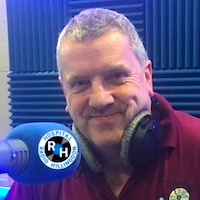 Valleyparkradio's tweet image. 馃摶 #OnAir: A to Z - ARITIST of the week
馃晲 1pm to 2pm 馃晳
鈽庯笍 01322 428362
馃摕 07700 173222
WhatsApp: 07700 173222
馃摟 vprrequest@gmail.com
#HospitalRadio #ListenLocal #ValleyParkRadio