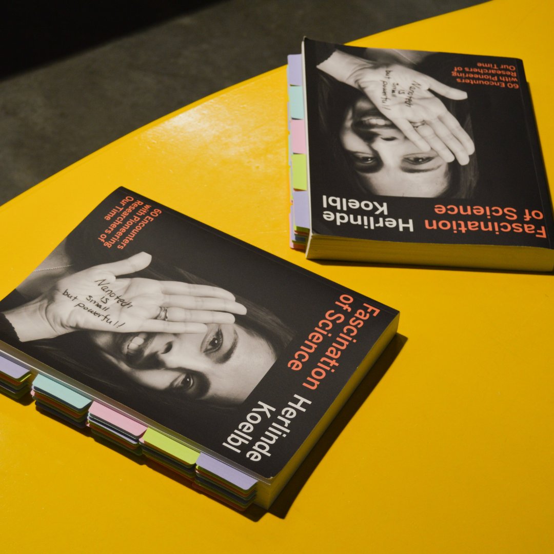 Ever wonder what really goes on in a scientist’s mind? 🧠👀 

✨ The Fascination of Science is now on display through January 11. 

📚 Snag Herlinde’s book in our Loot Lab and get inspired, one tab at a time!

#Inventivity #FascinationOfScience #LootLab