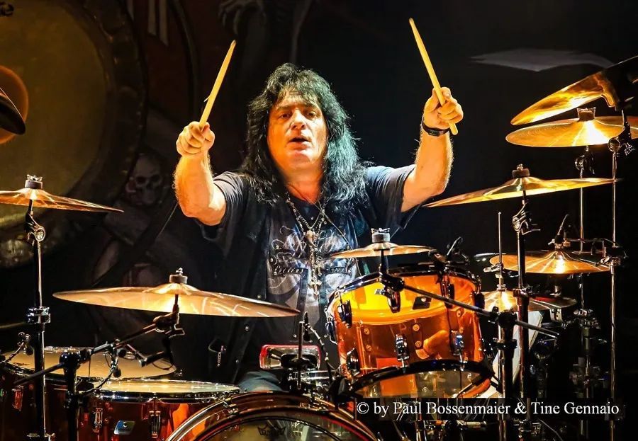 DeepPurplePod's tweet image. On this day in 1955 Bobby Rondinelli was born. Rondinelli played on two Rainbow albums as well as serving as drummer for Quiet Riot and Black Sabbath. What are your favorite Rondinelli tracks, performances, or albums? Happy birthday, Bobby!