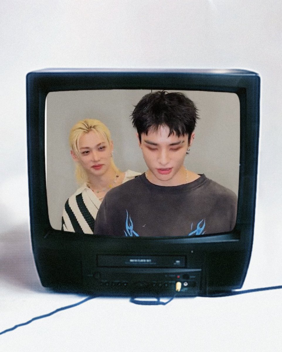 hjlxcore's tweet image. New episode 💗