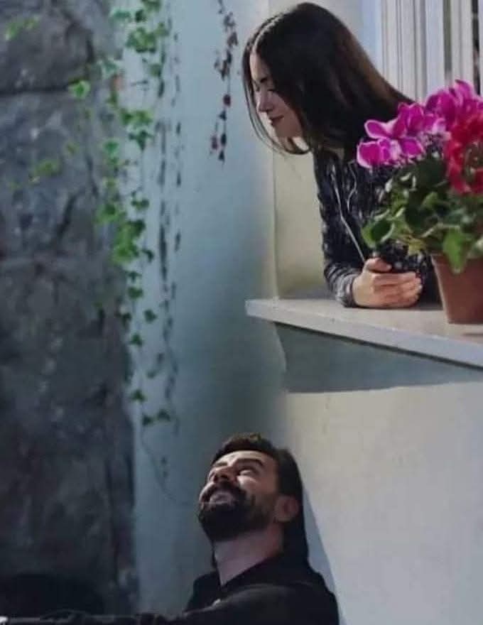 لا يوجد أحد مشغول المسألة فقط تعتمد على الأولويات ،
فمن احبك جعلك من أولوياته ،
ومن تنكر لك أصبح دايمآ مشغول عنك..💭