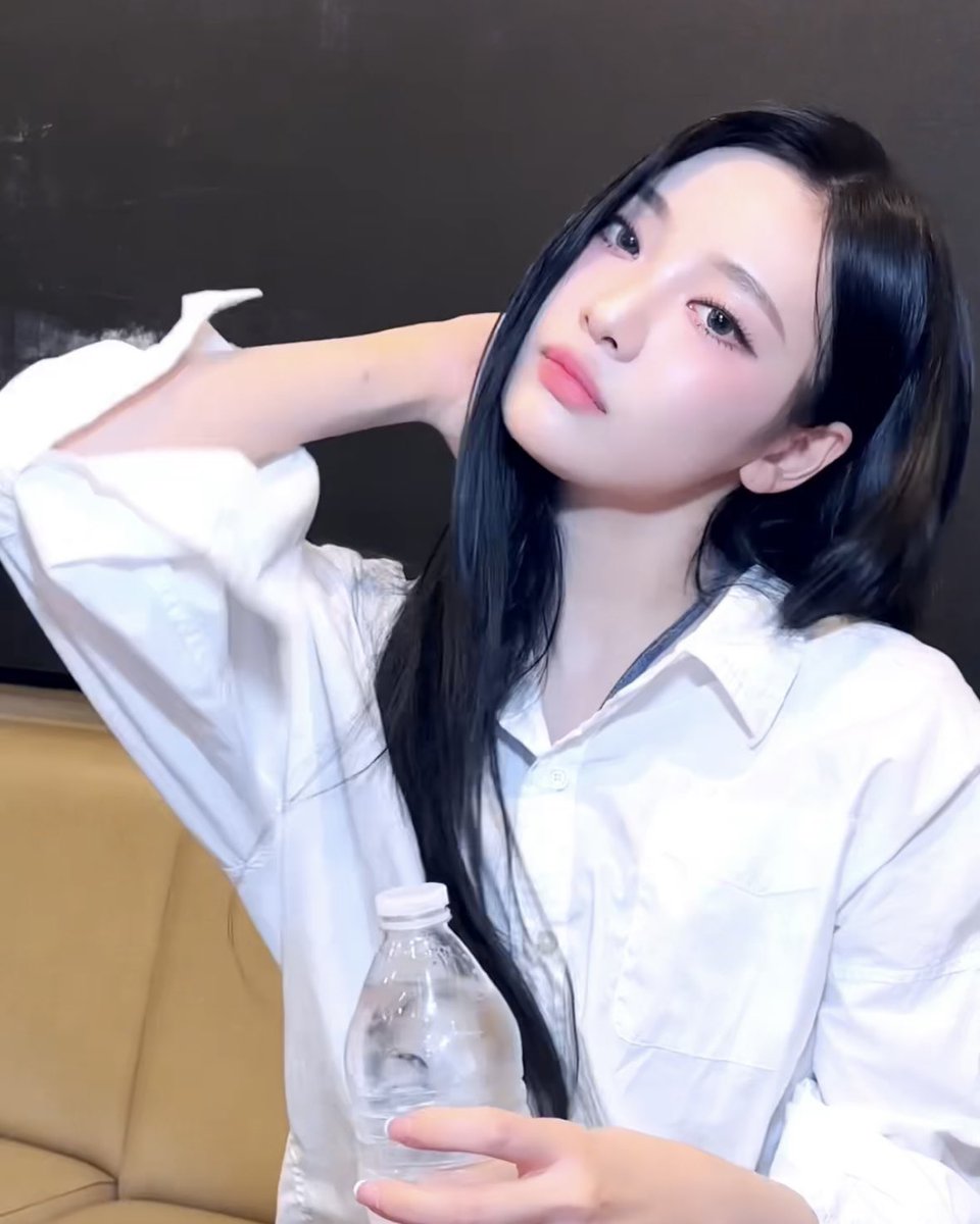 vivianingyizhuo's tweet image. #NINGNING unreal beauty