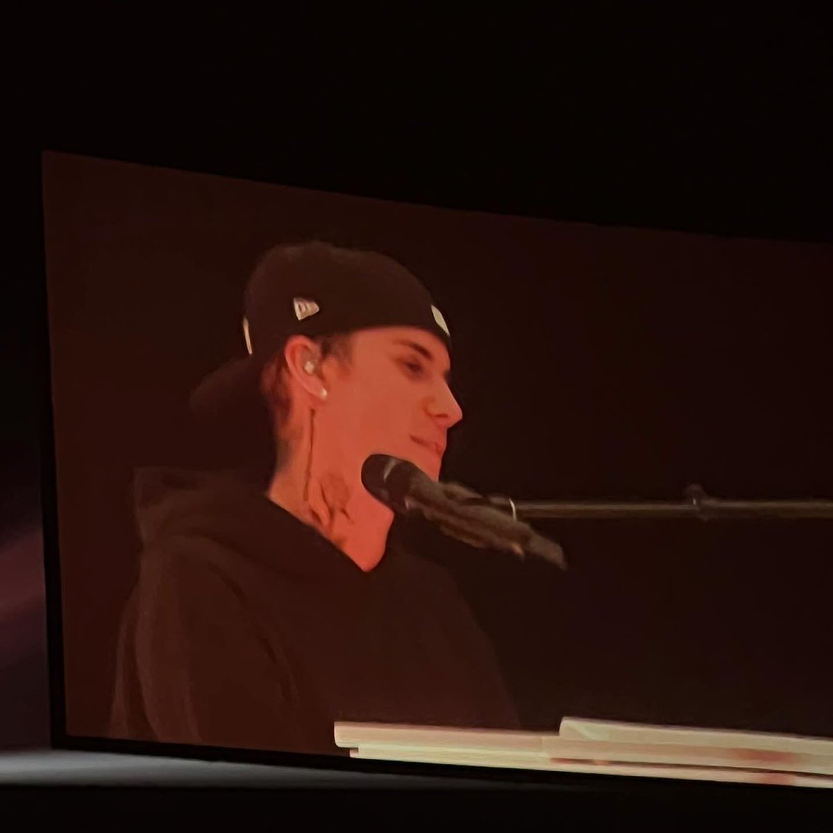JDBieberDumps's tweet image. Justin Bieber performing for Justice Tour at the Greensboro Complex in North Carolina
(April 5, 2022)