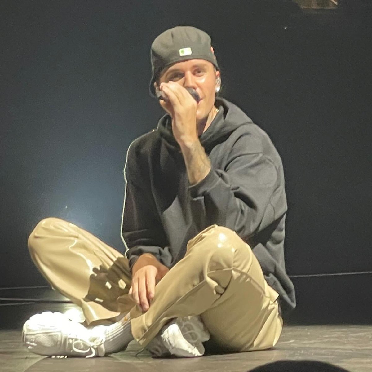 JDBieberDumps's tweet image. Justin Bieber performing for Justice Tour at the Greensboro Complex in North Carolina
(April 5, 2022)
