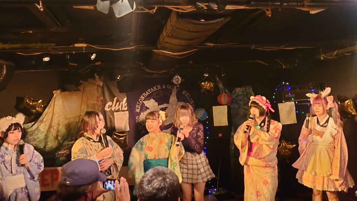 takuya_sakasama's tweet image. 背中に血ぃ付いてる言われた
何で現場で血が流れるんだ!
(言ってみたかっただけ)
盆踊りしたり平和な現場でした。
#クレープショー53