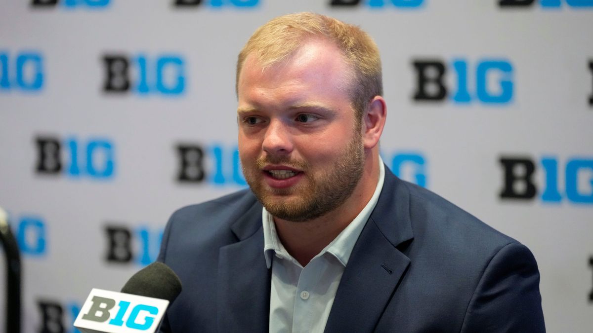 HawkeyesWire's tweet image. Iowa football offensive lineman names favorite road venue in Big Ten hawkeyeswire.usatoday.com/story/sports/c…